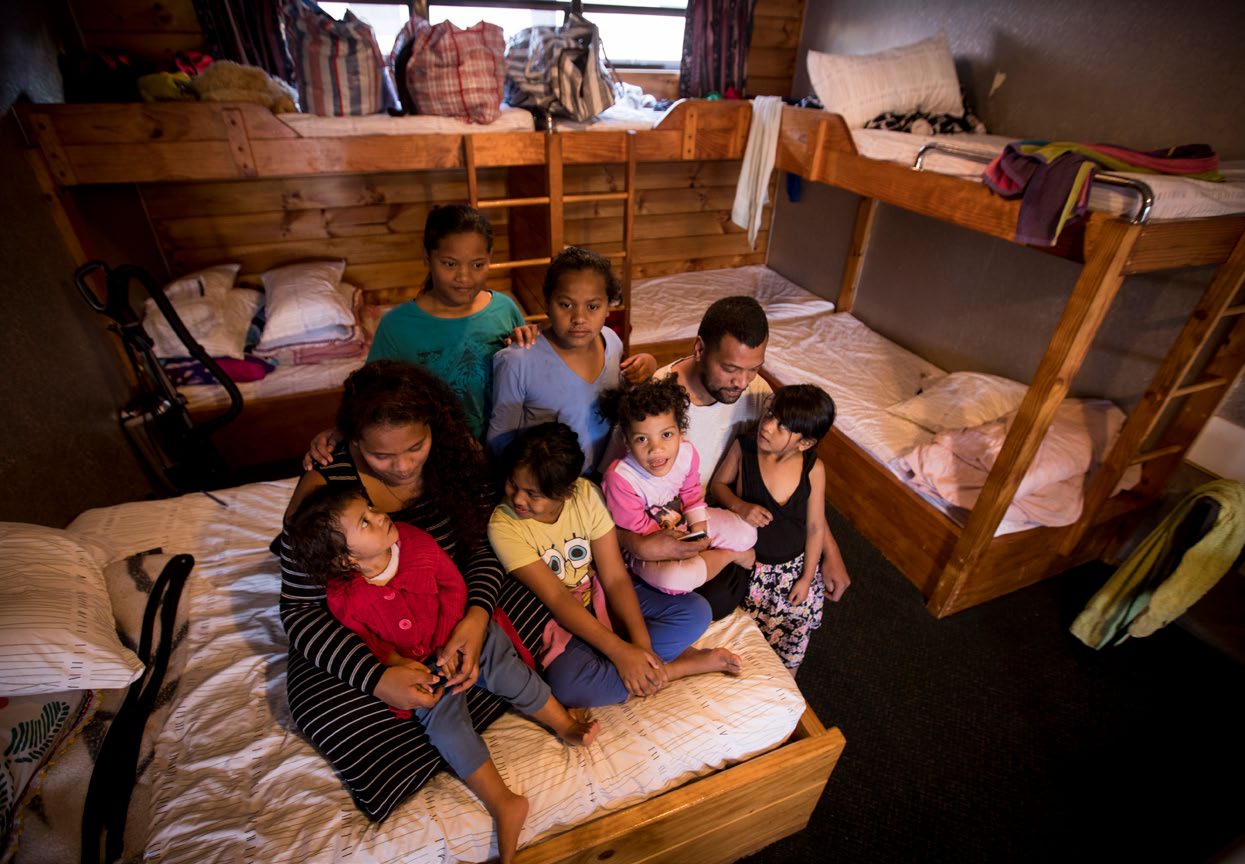 Ioane Vaelei, Shelley Asesela and their six daughters. The family was living in a one-room motel. Photo: Dean Purcell, New Zealand Herald.