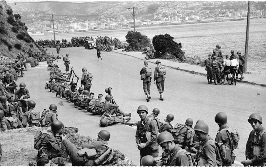 American soldiers, Oriental Bay, Wellington, 1943.