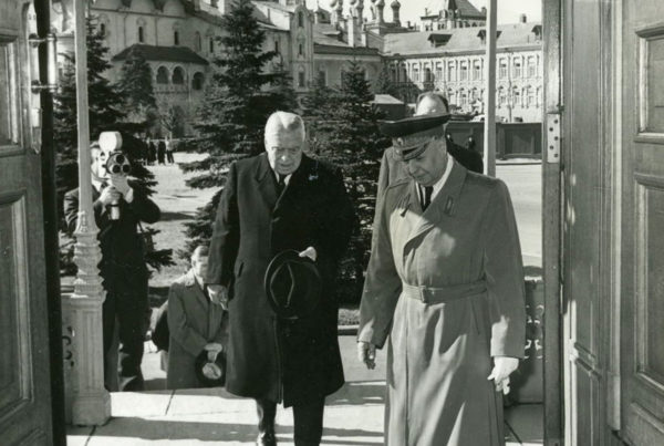 Former Prime Minister Walter Nash enters the Kremlin 1937–1939.