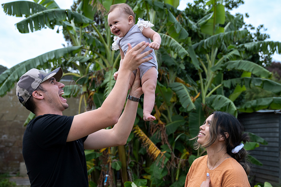 Ani Tawhiao-Lomas (right) with partner, Giuliano Porta and their baby, Calina Mareikura Porta.