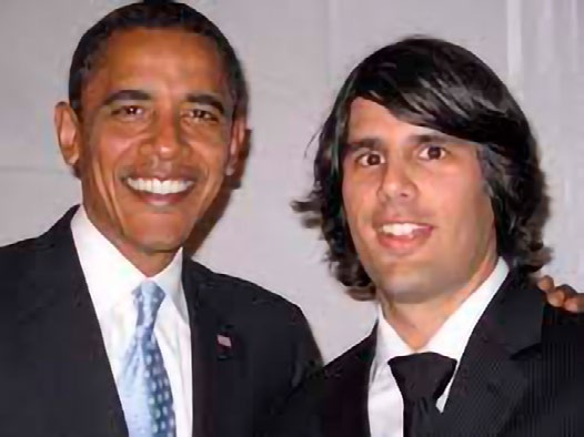 Then-presidential candidate Barack Obama with Nahna.