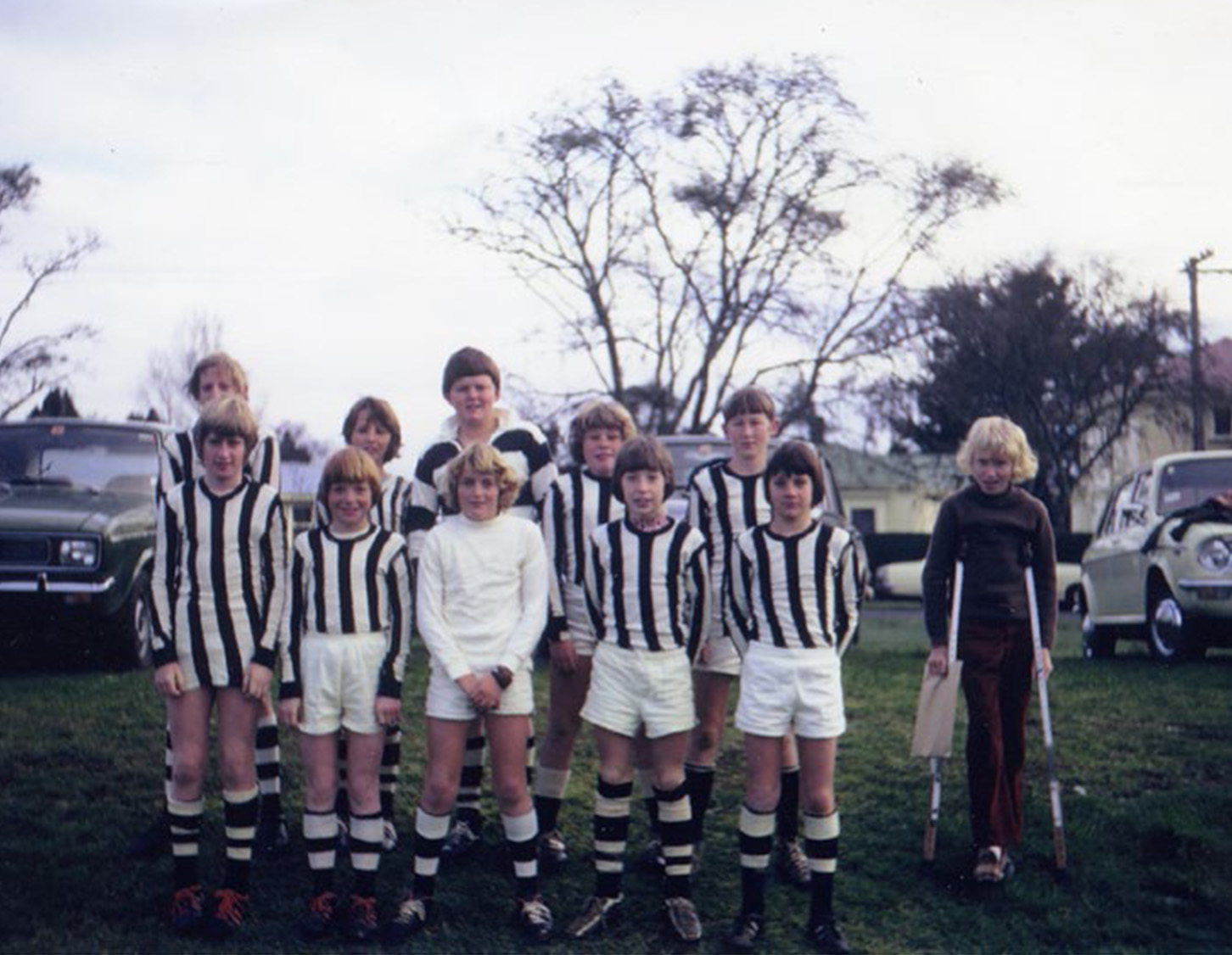 Tim Higham (on crutches) with Val Mekalick second from right, front row, and Piet de Jong back row second left.