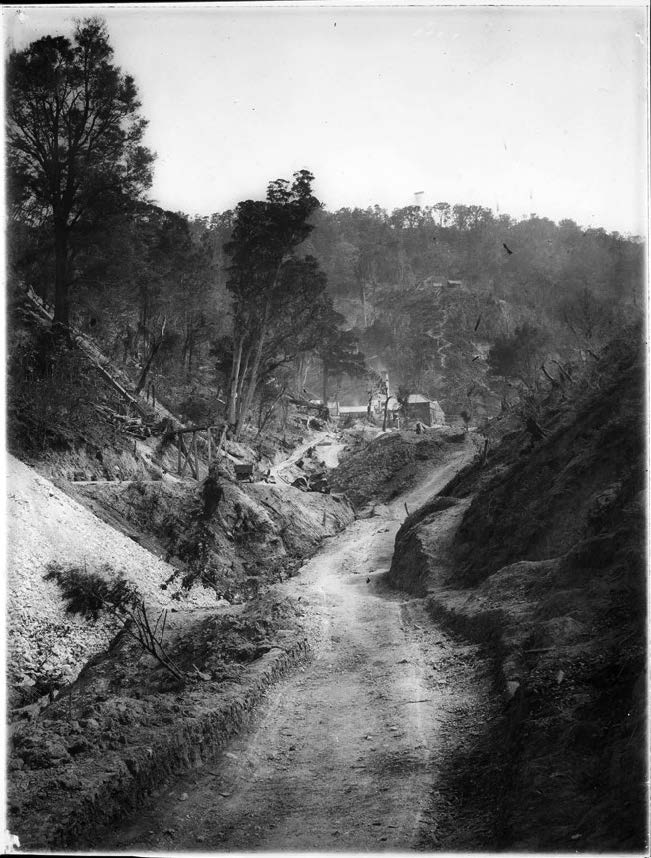 Moanataiari mines, Thames — site of a miner ghost. Photo: Auckland Libraries Heritage Collections 4-3678.